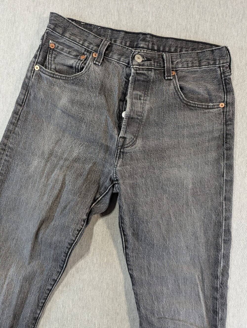 Levi's 501 '93 Straight Jeans Men's 30 X 32 Buttonfly Faded Black Grey